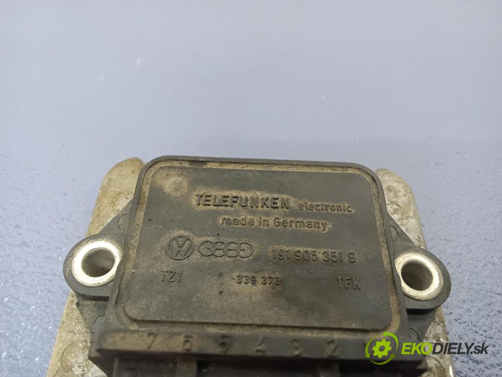 Vw Golf 1989 řídící jednotka 191905351B