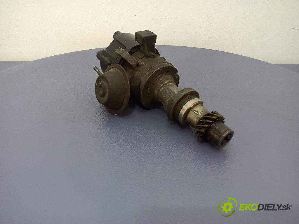 Vw Golf 1989 rozdeľovač Zapaľovanie: 050905205C