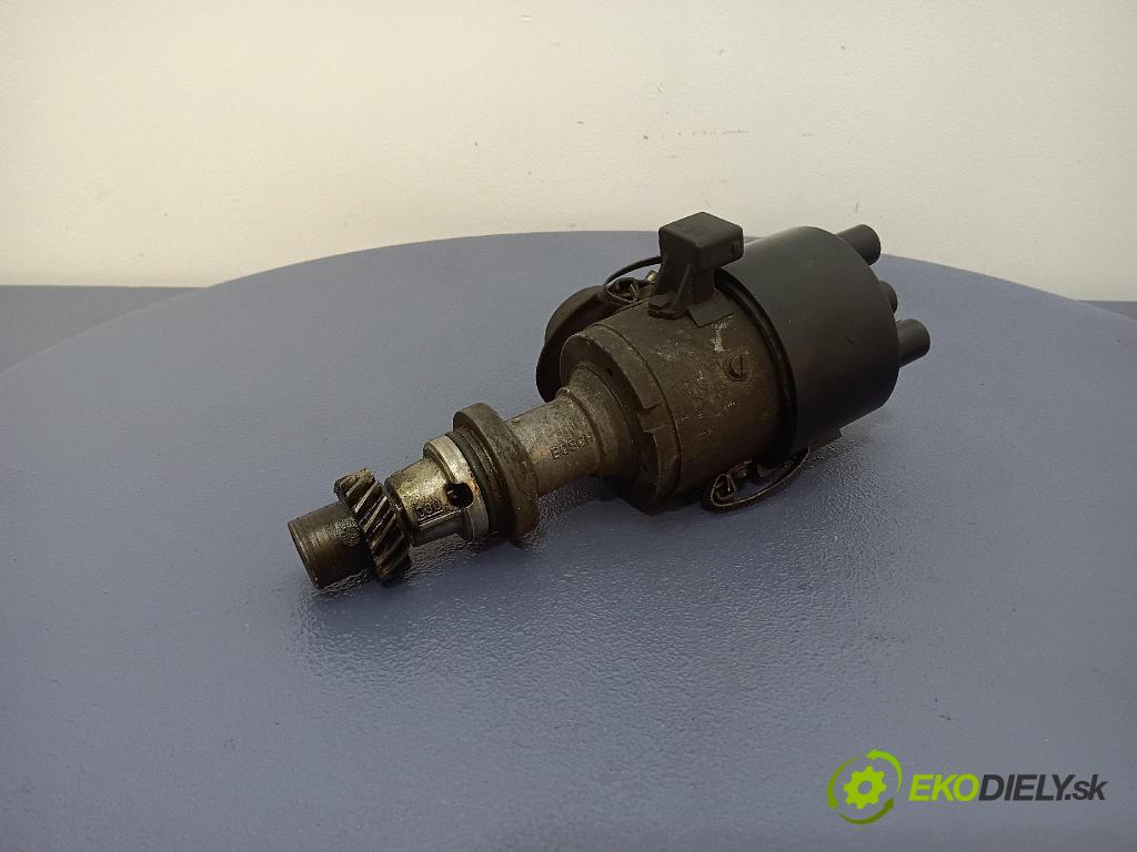 Vw Golf 1989 rozdeľovač Zapaľovanie: 050905205C