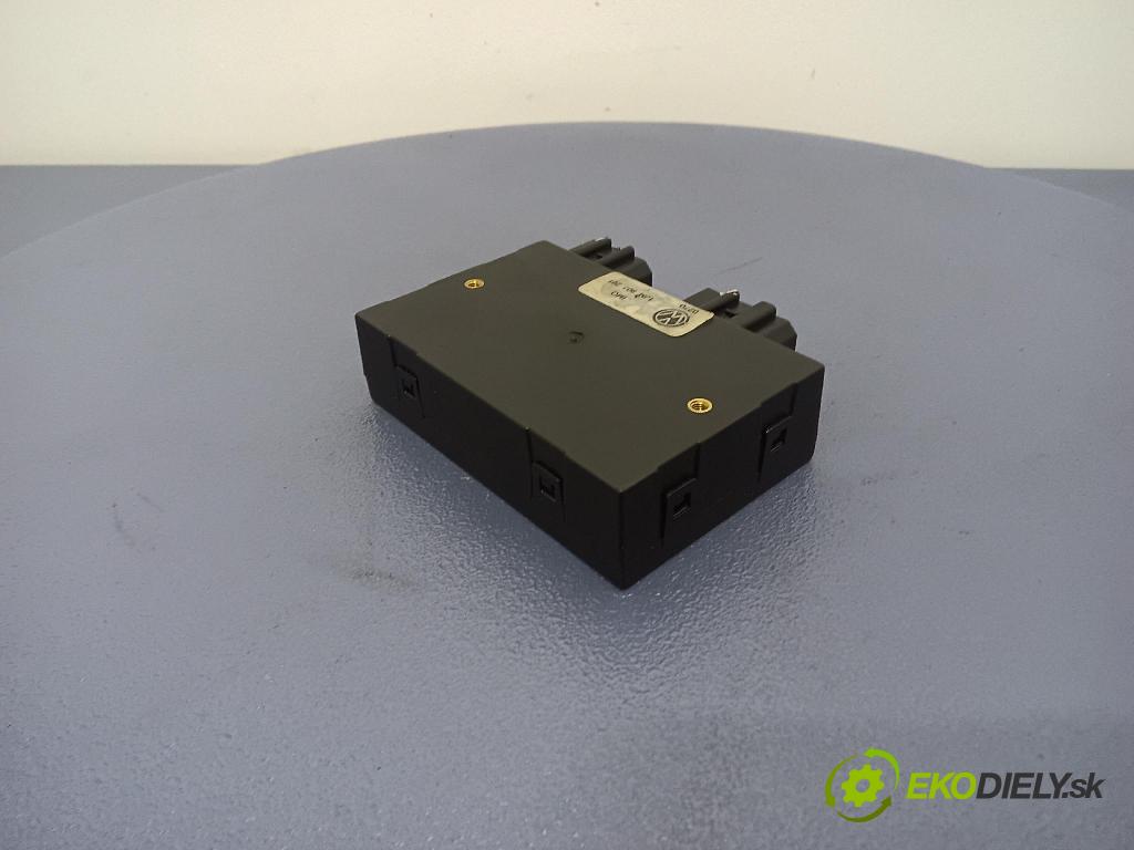 Vw New beetle 1999 řídící jednotka Komfortu 1JM907291