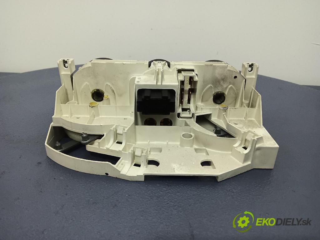 Vw New beetle 1999 prepínač Klimatizácia: Prúd vzduchu: 1C0820045E