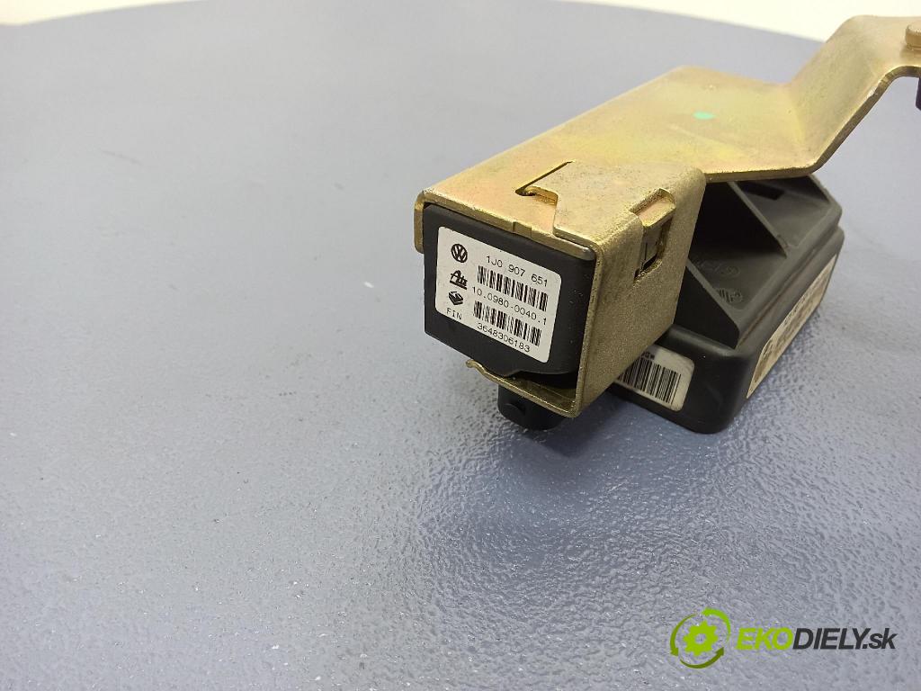 Vw New beetle 1999 snímač ESP 1J0907657