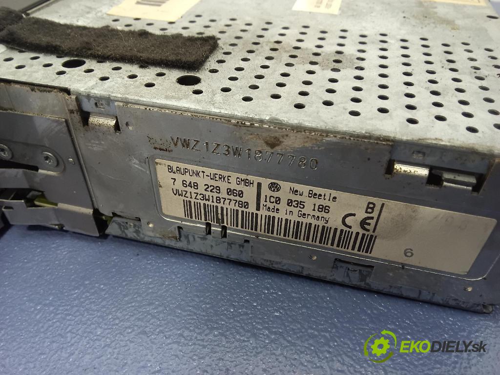 Vw New beetle 1999 Radio I Navigácia: 1C0035186