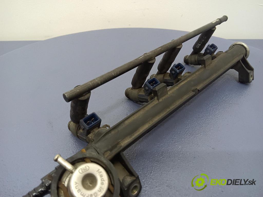 Vw New beetle 1999 lišta Dodávka: 06A906031C