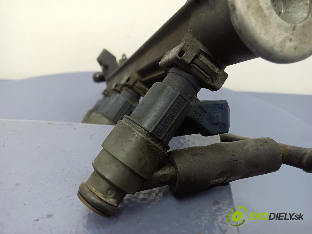 Vw New beetle 1999 lišta Dodávka: 06A906031C