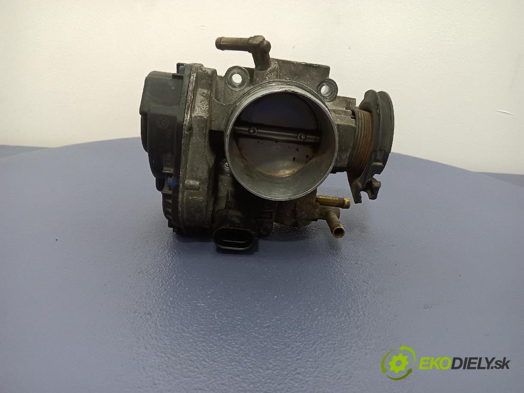 Vw New beetle 1999 klapka 06A133066E