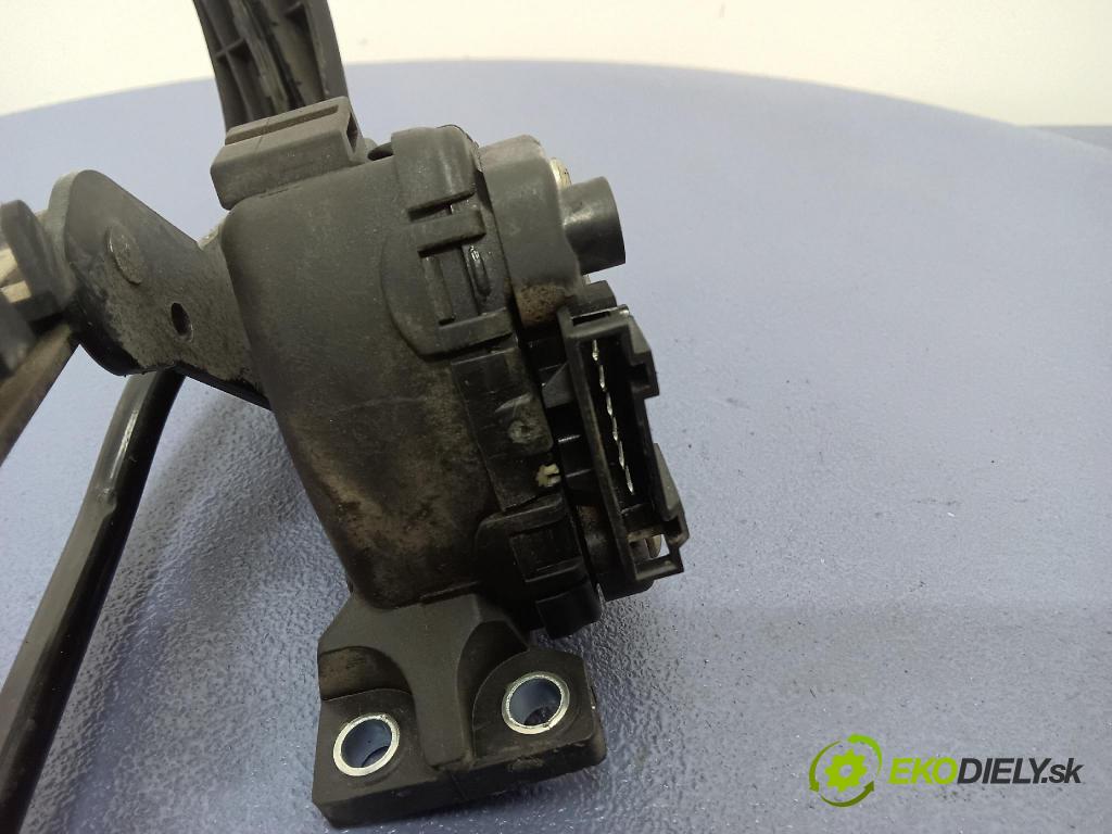 Renault Kangoo 2004 pedal Plyn: 8200089851