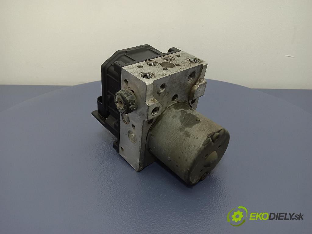 Audi A4 2002 čerpadlo ABS x 8E0614517