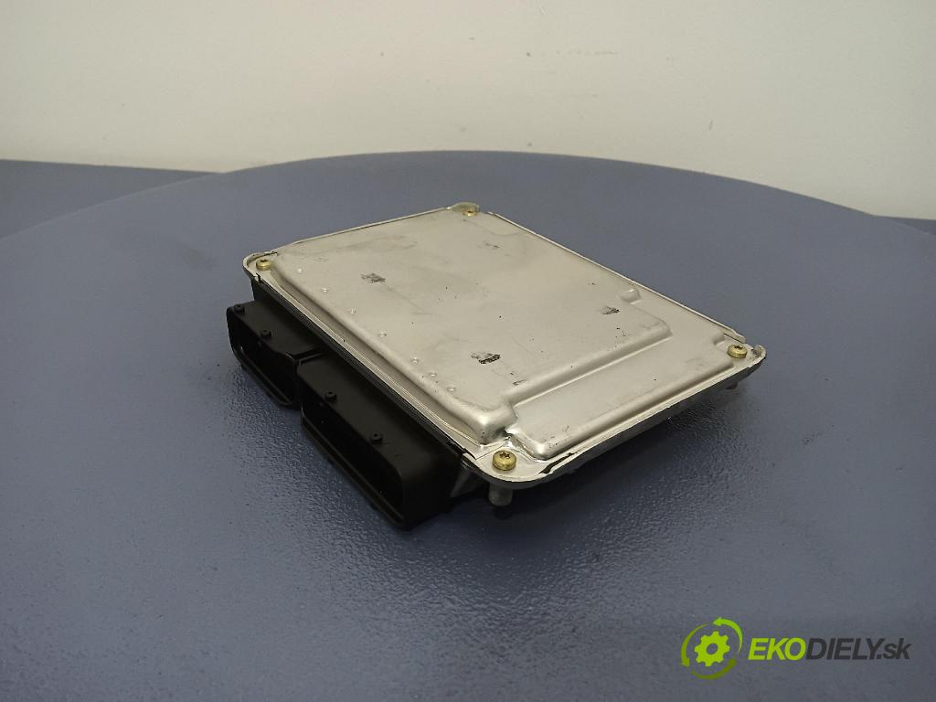 Audi A4 2002 riadiaca jednotka Motor: 038906019JT