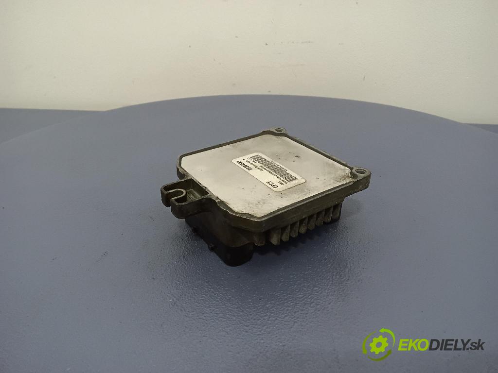 Opel Vectra 2000 riadiaca jednotka Motor: 09364599