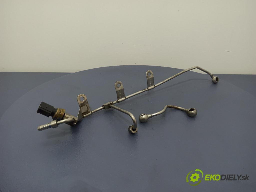 Vw Passat 2005 rúrka paliva 06F127505N