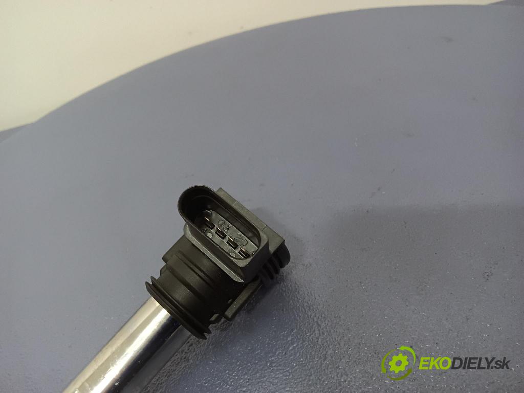 Vw Passat 2005 cívka Zapalování: NGK U5015