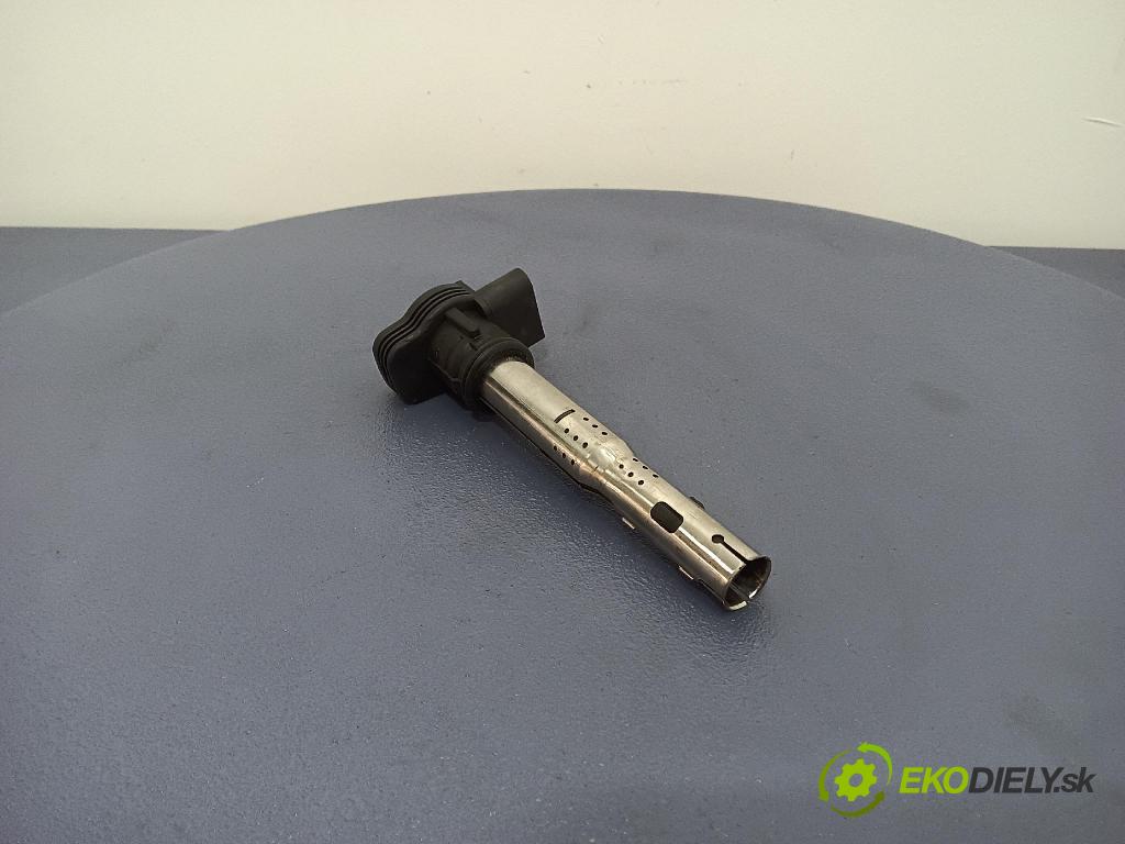 Vw Passat 2005 cievka Zapaľovanie: 07K905715F