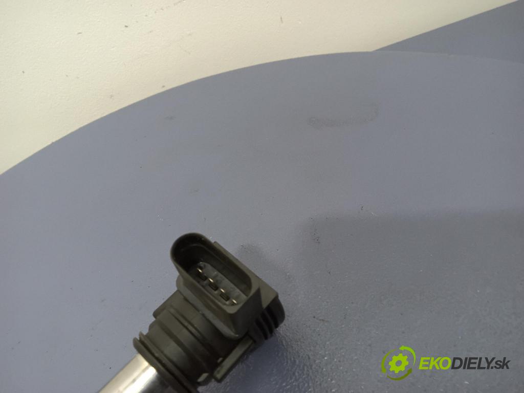 Vw Passat 2005 cievka Zapaľovanie: 07K905715F