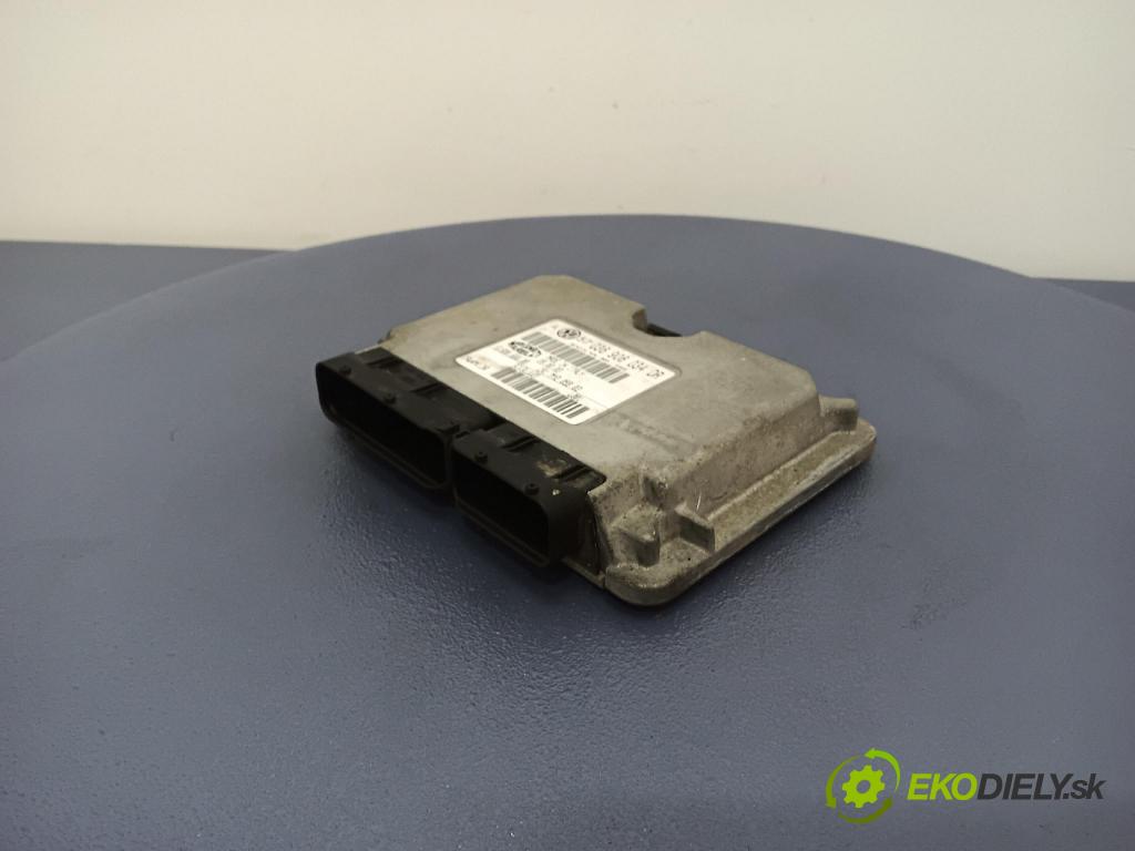 Volkswagen Bora 2003 riadiaca jednotka Motor: 036906034DR