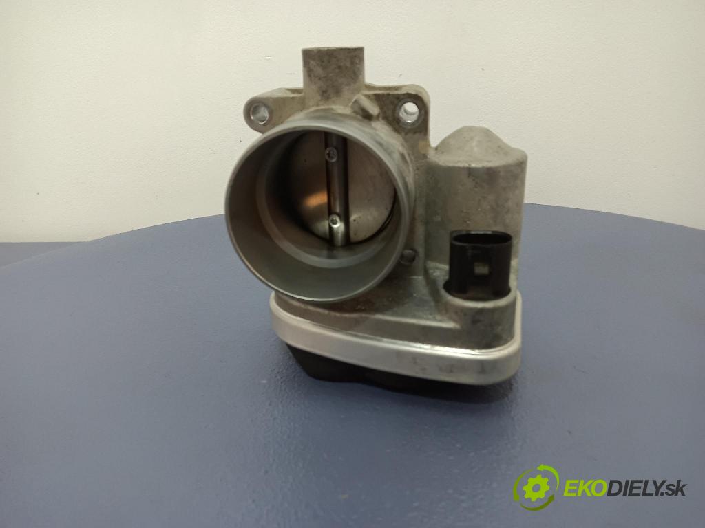 Volkswagen Bora 2003 klapka 310028