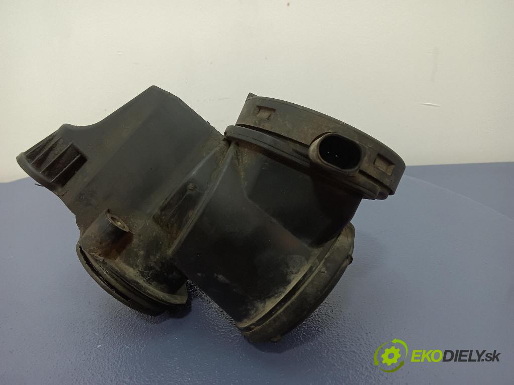 Volkswagen Bora 2003 / Separátor: 036103464AC