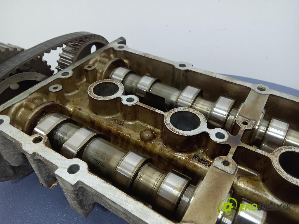 Volkswagen Bora 2003 kryt Ventily: 036103475AG