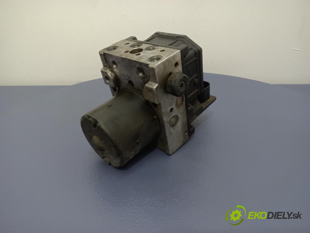 Audi A4 2003 čerpadlo ABS x 8E0614517