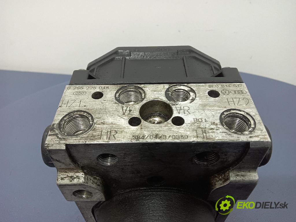 Audi A4 2003 čerpadlo ABS x 8E0614517