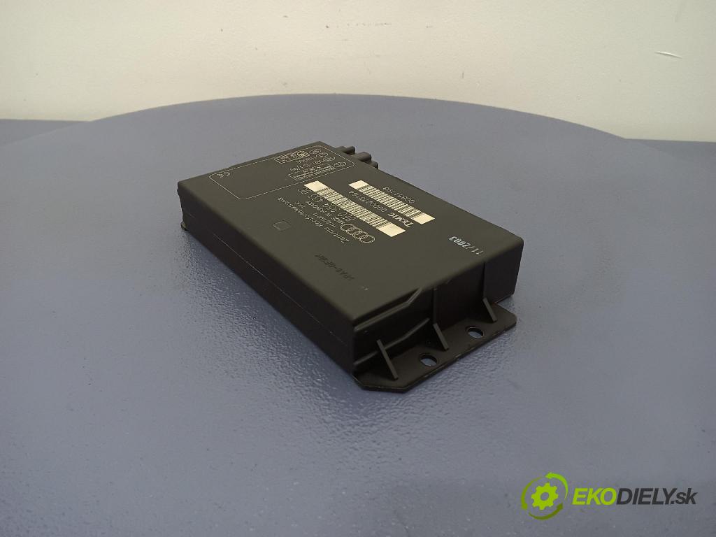 Audi A4 2003 riadiaca jednotka Komfortu 8E0959433BC