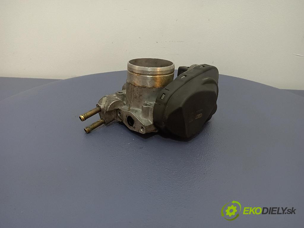 Vw Passat 2001 klapka 06B133062D