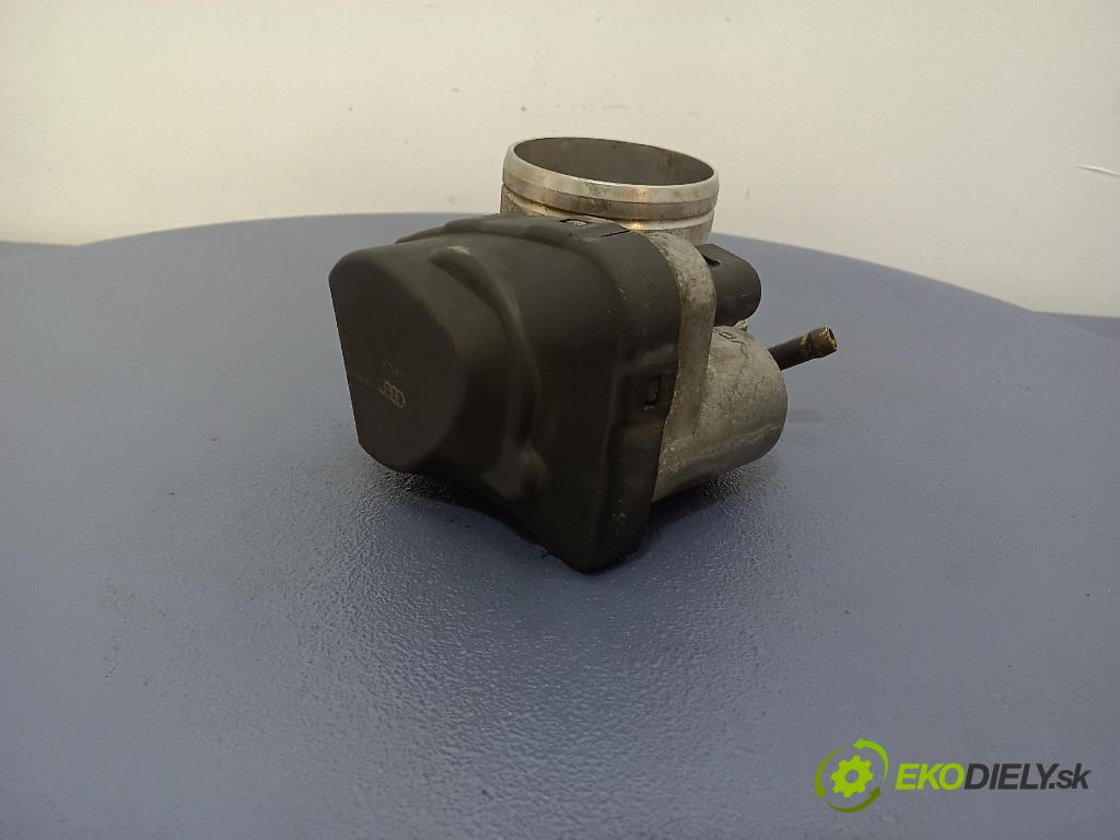 Vw Passat 2001 klapka 06B133062D