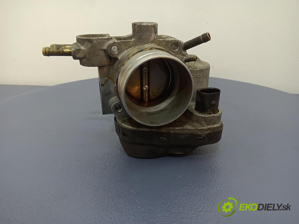 Vw Passat 2001 klapka 06B133062D