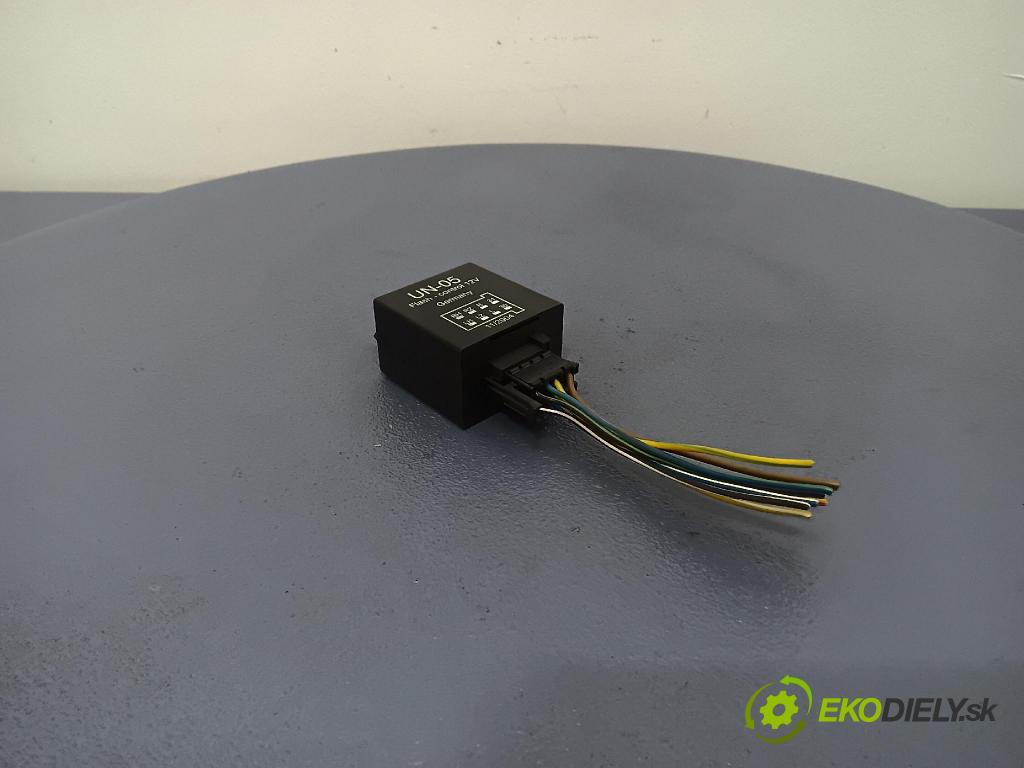 Vw Passat 2001 řídící jednotka UN-05