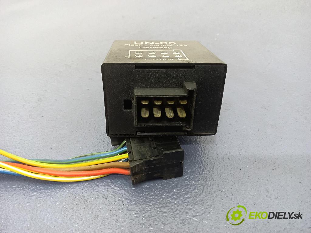 Vw Passat 2001 řídící jednotka UN-05