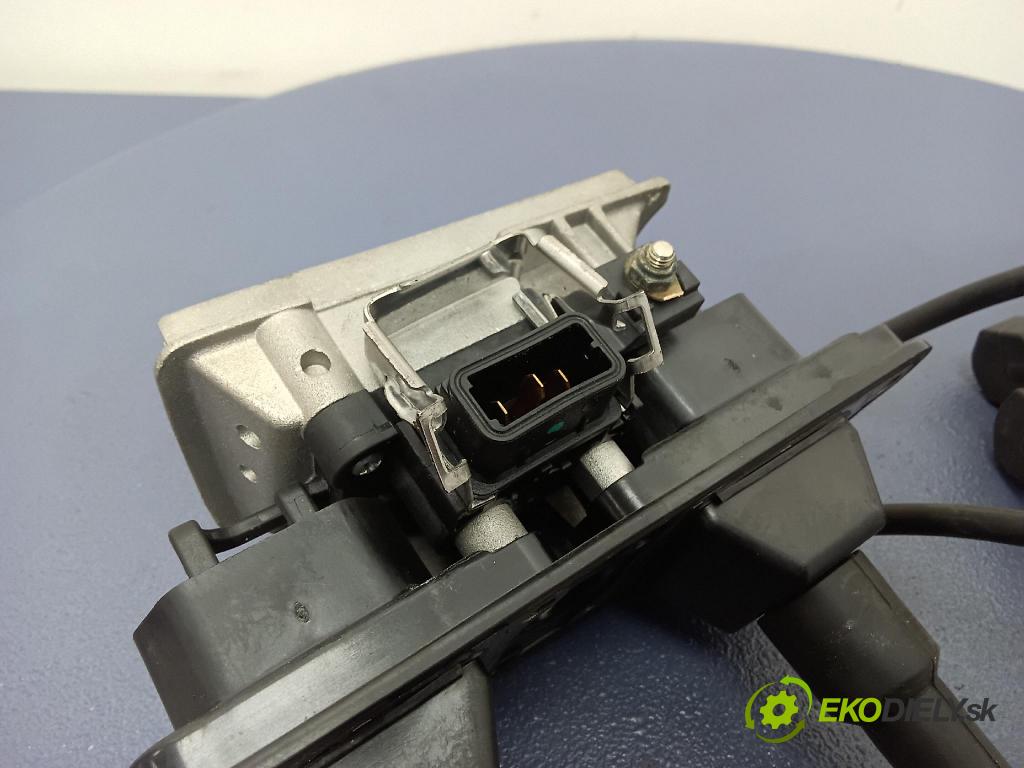 Audi A4 1999 cievka Zapaľovanie: 5DA358.057-551