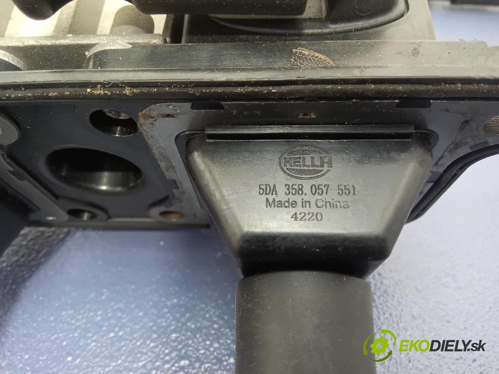 Audi A4 1999 cievka Zapaľovanie: 5DA358.057-551