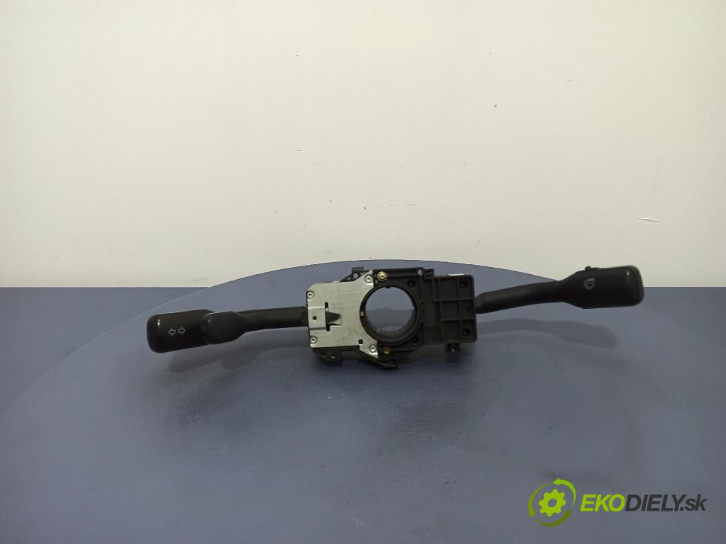 Audi A4 1999 prepínač Komplex: 4D0953513D