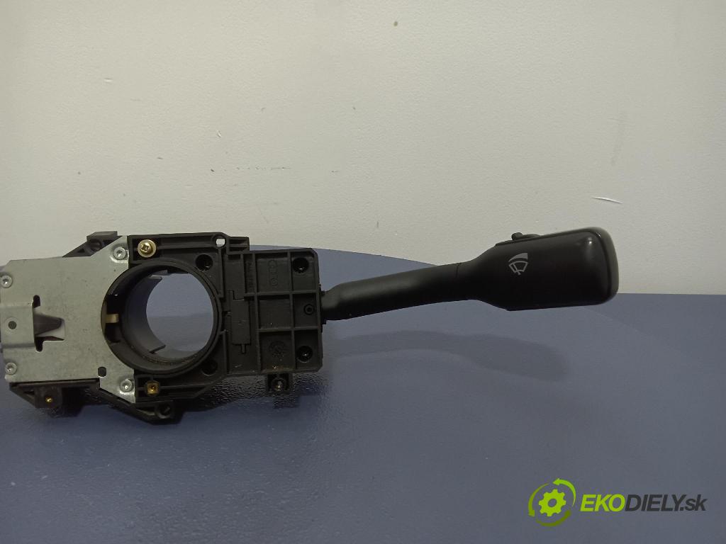 Audi A4 1999 prepínač Komplex: 4D0953513D