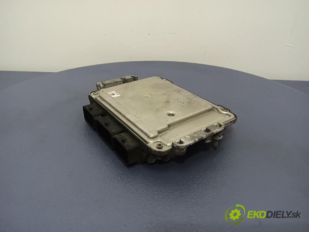 Ford Focus 2007 riadiaca jednotka Motor: 6M51-12A650-NC