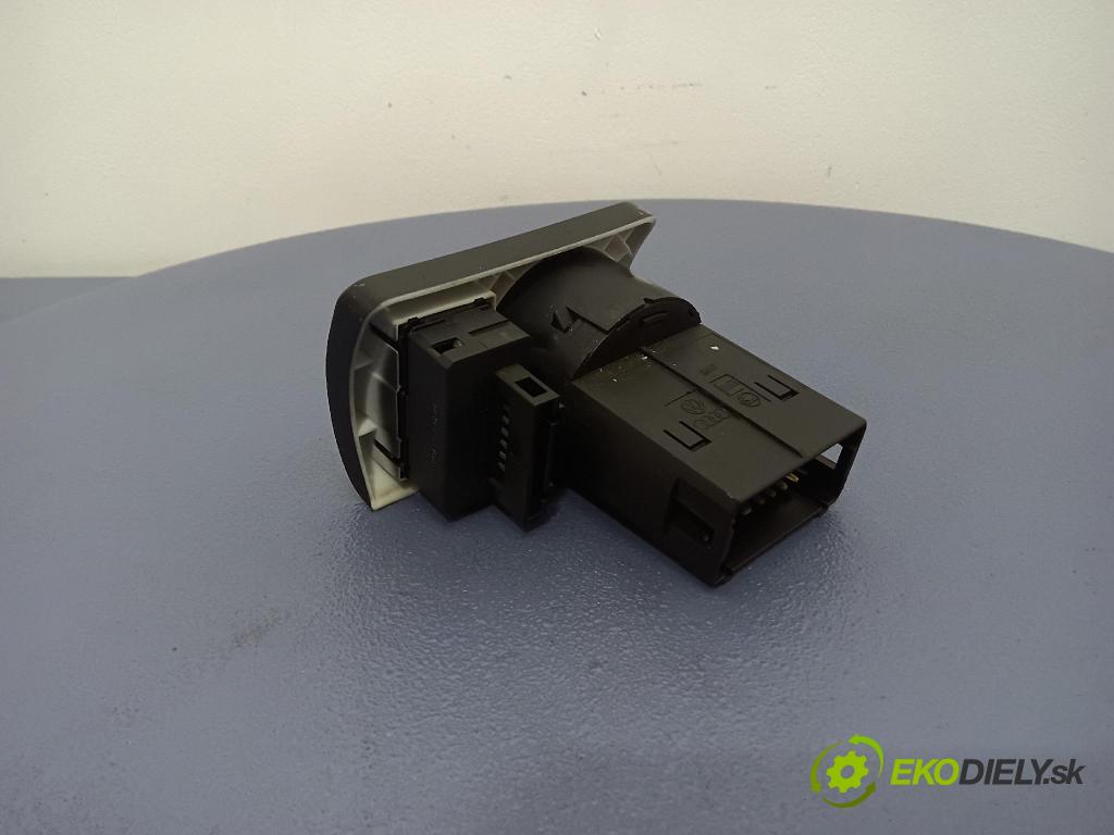 Audi A6 1998 prepínač svetiel 4B1941531C