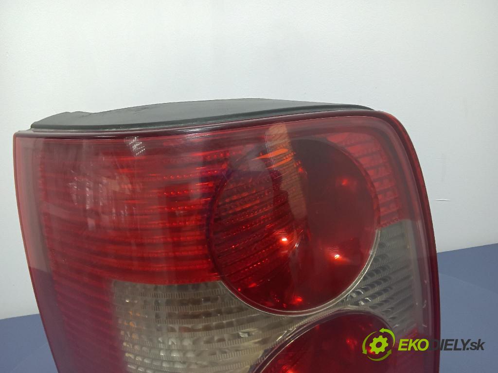 Vw Passat 2001 světlo Zad: levá Mimo: 3B9945095AA
