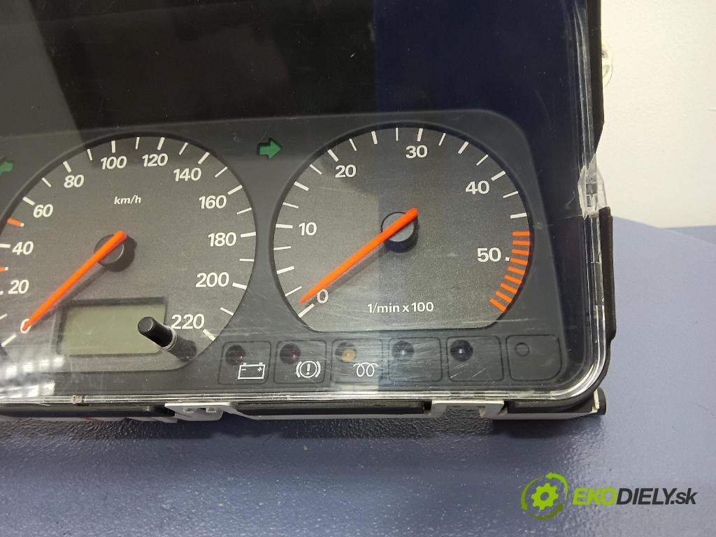 Vw Passat 1995 Přístrojová deska 3A0919860M