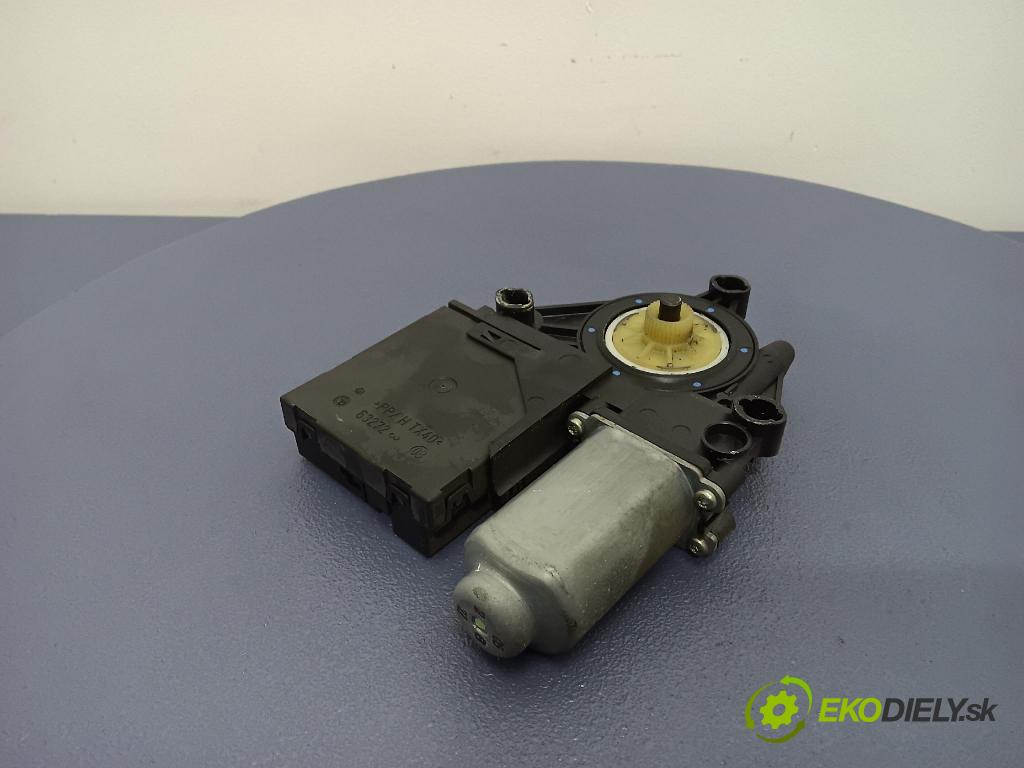 Skoda Octavia 2005 mechanismus stahování Sklenka: před Levý: 1T0959701B