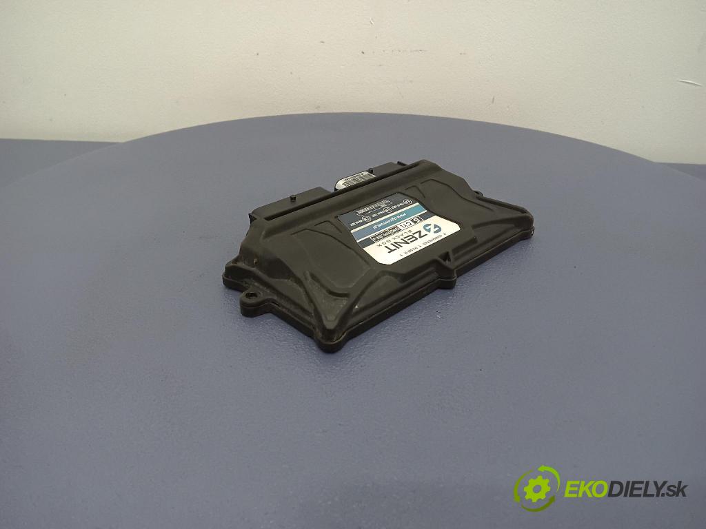 Chrysler Pacifica 2004 řídící jednotka 110R-010053