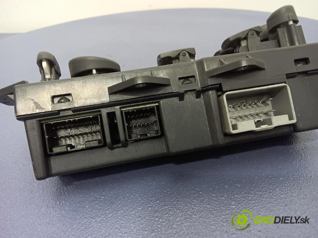 Chrysler Pacifica 2004 Přepínač Sklenka: 04685980AE