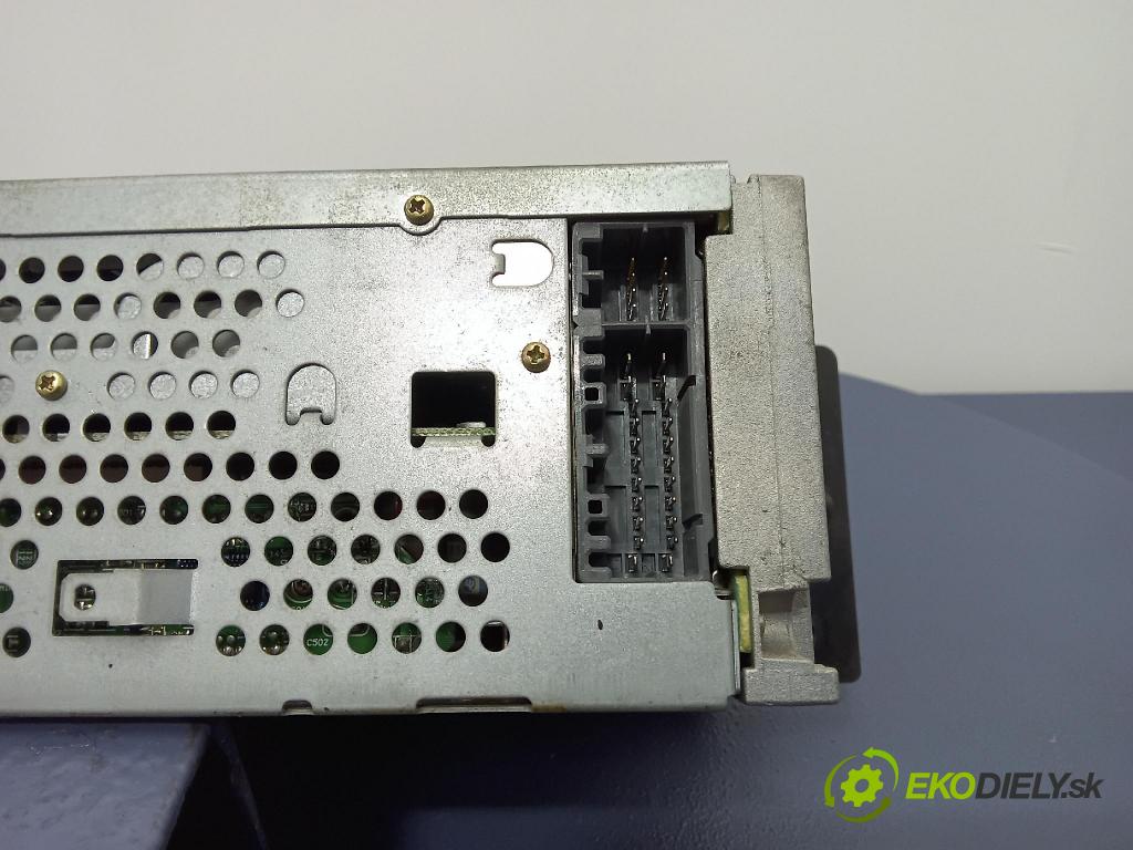 Chrysler Pacifica 2004 Radio I Navigace: P05082467AC