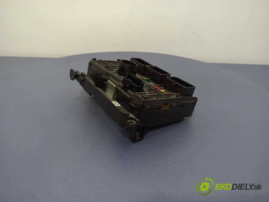 Citroen C4 2005 skrinka Poistky: 9658539680