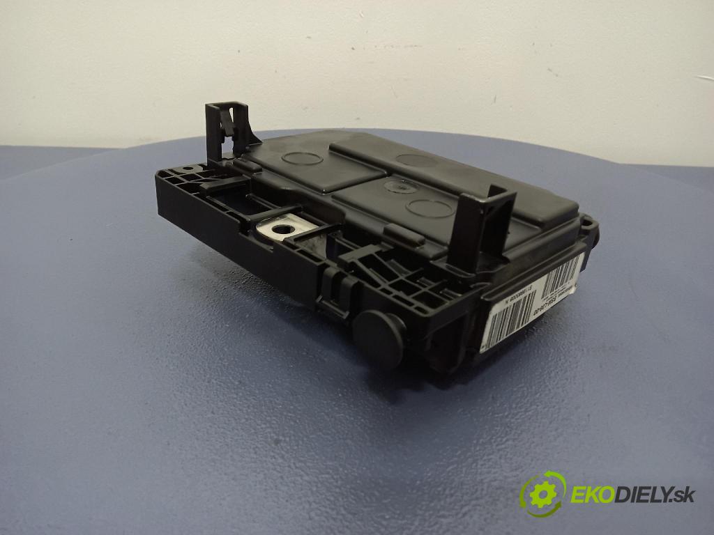 Citroen C4 2005 skrinka Poistky: 9658539680