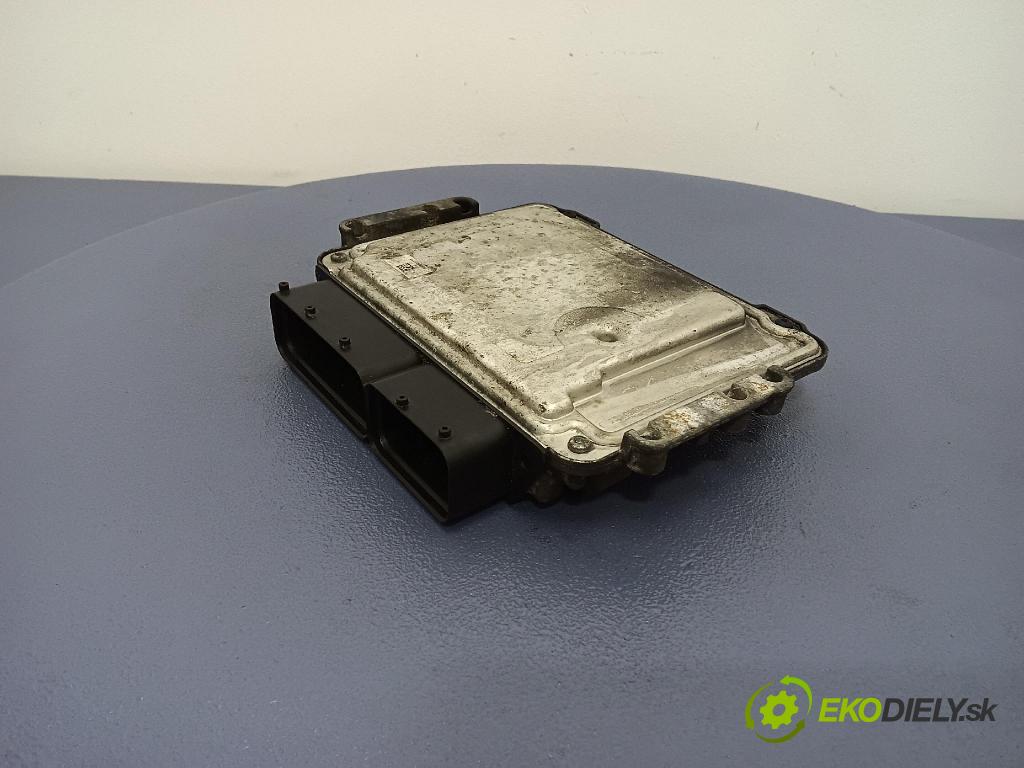 Alfa romeo 159 2006 riadiaca jednotka Motor: 55204662