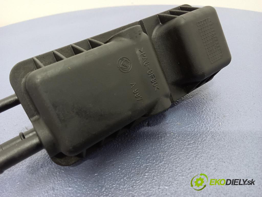 Fiat Stilo 2001 rúrka paliva A997