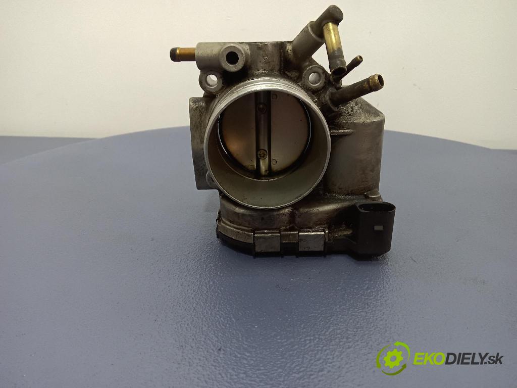 Audi A4 2001 klapka 06B133062H