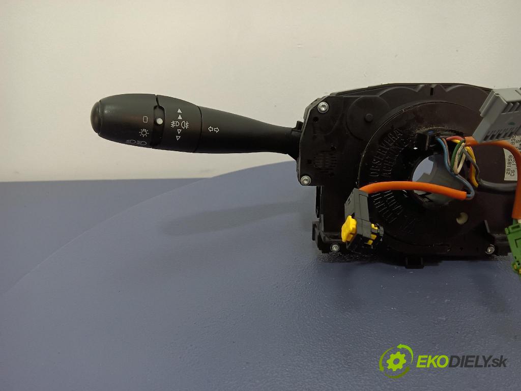 Peugeot 407 2008 prepínač Komplex: 96611305XT