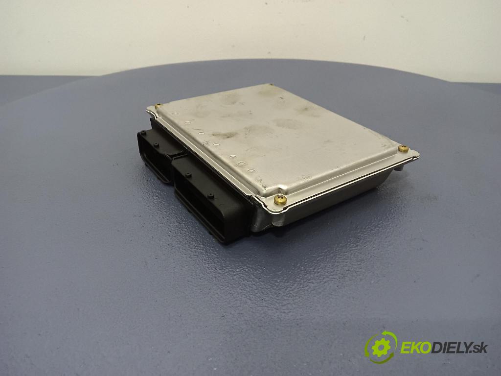 Volkswagen Passat 2002 riadiaca jednotka Motor: 4B0906018DC