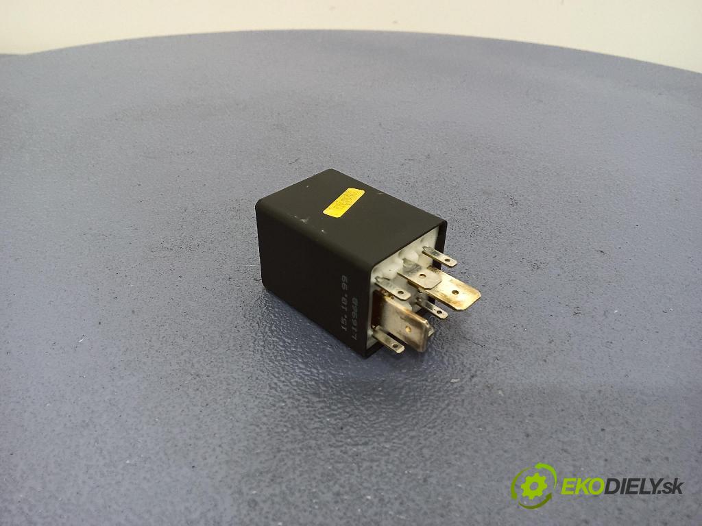 Volkswagen Golf 1999 Relé: 1J0906383